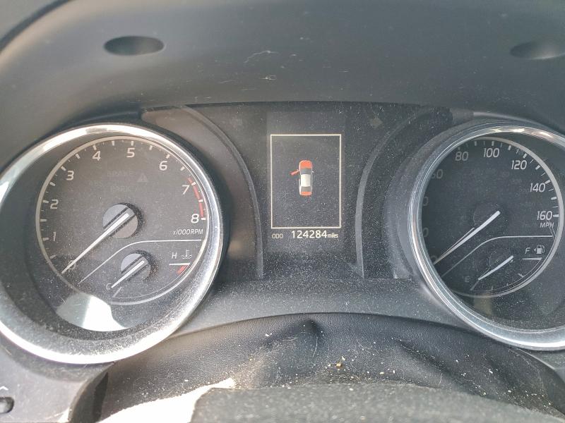 Фото 9 - TOYOTA CAMRY