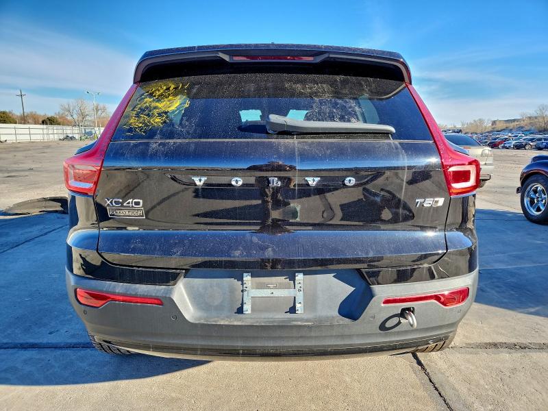 VOLVO XC40 2021 VIN YV4162UM8M2417157