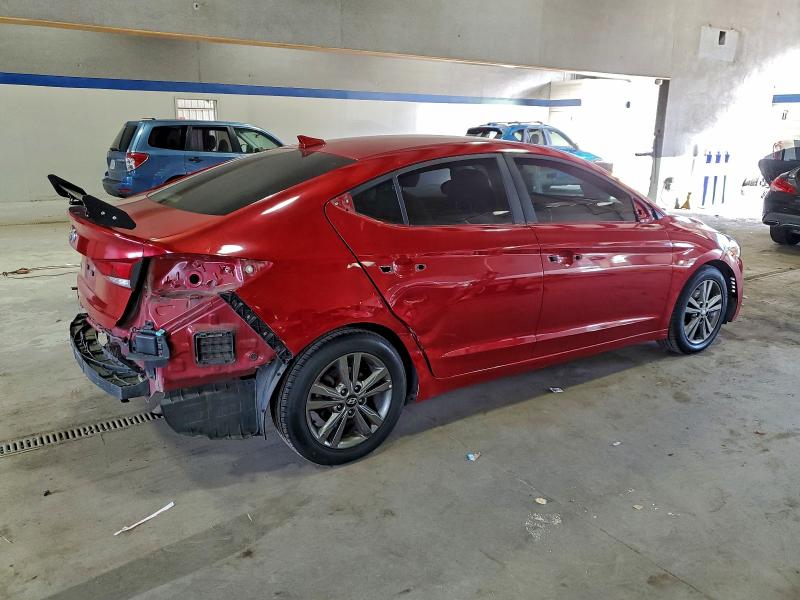 Фото 3 - HYUNDAI ELANTRA