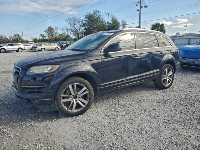 Фото 1 - AUDI Q7