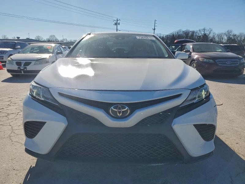 Фото 5 - TOYOTA CAMRY