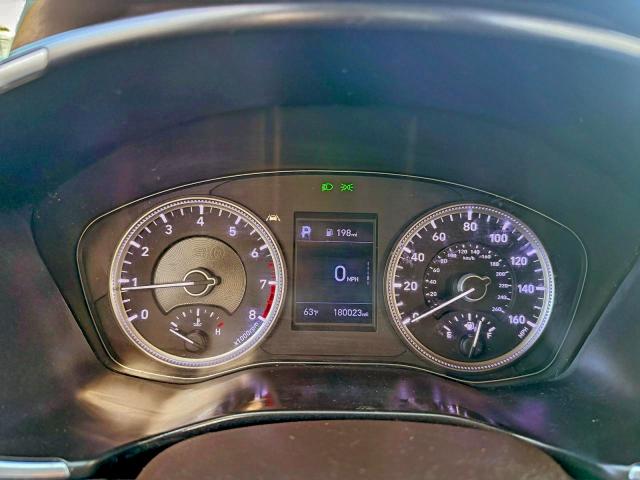 Фото 8 - HYUNDAI SANTA FE