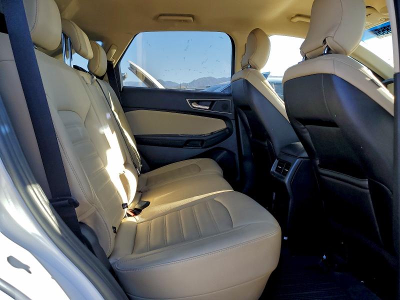 Фото 11 - FORD EDGE