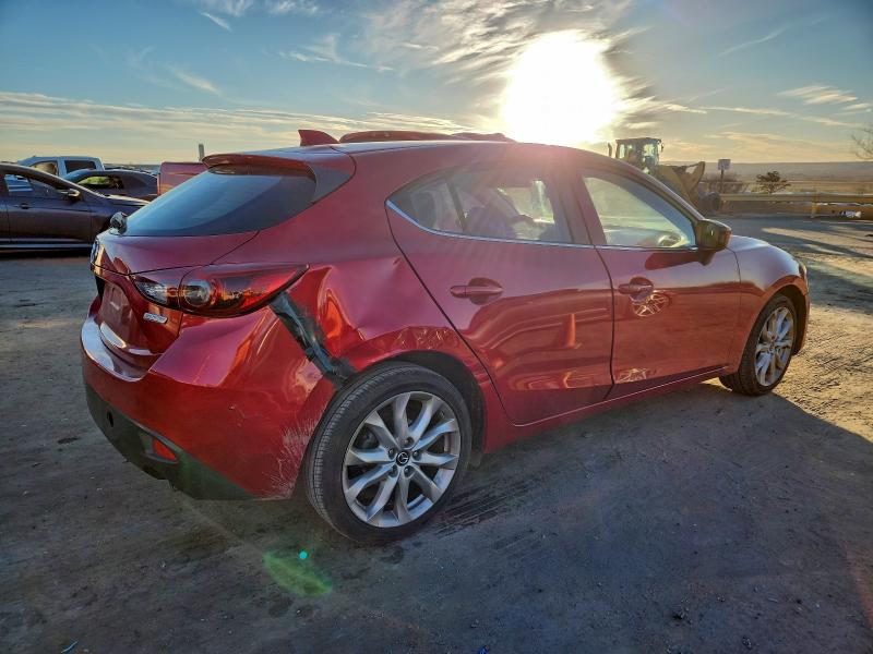 Фото 3 - MAZDA 3