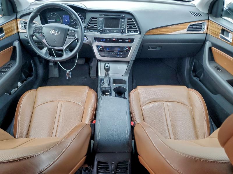 Фото 8 - HYUNDAI SONATA