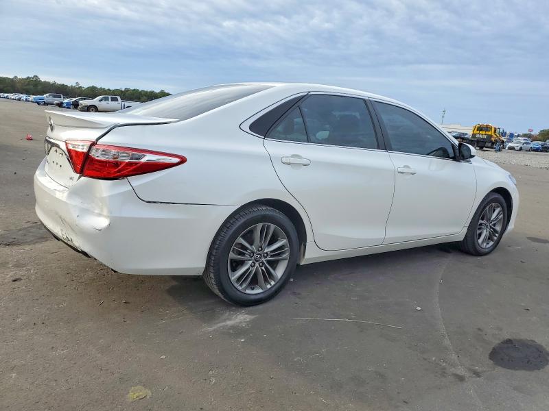 Фото 3 - TOYOTA CAMRY