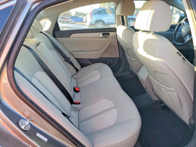 Фото 10 - HYUNDAI SONATA