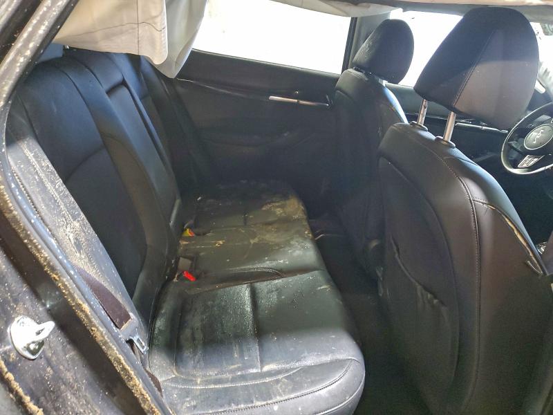 Фото 11 - KIA SELTOS