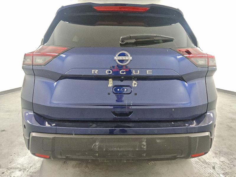 Фото 6 - NISSAN ROGUE