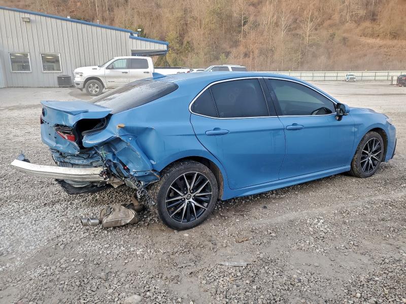 Фото 3 - TOYOTA CAMRY