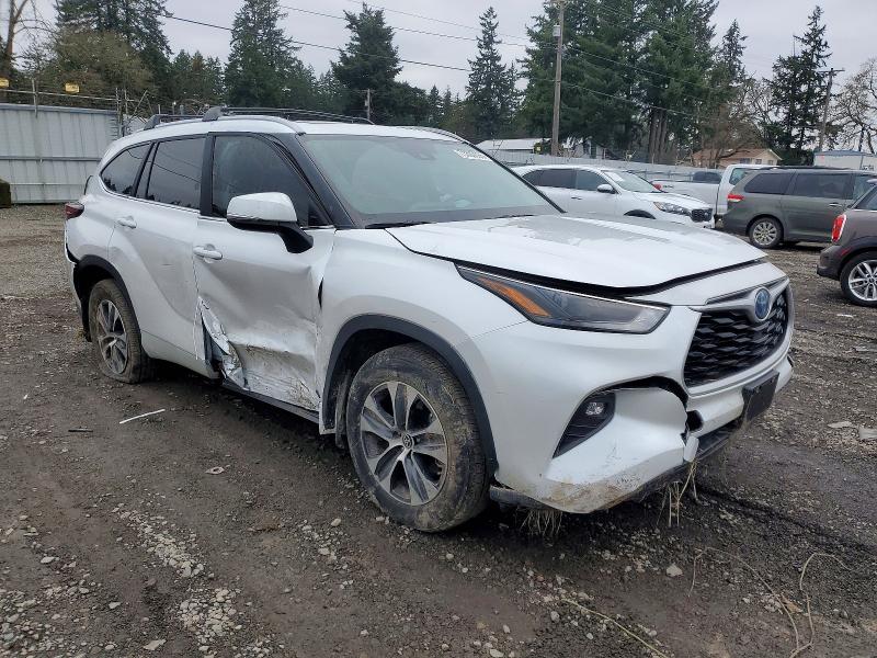 Фото 4 - TOYOTA HIGHLANDER