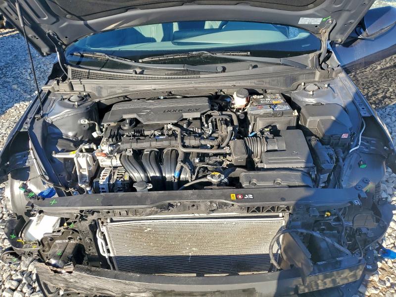 Фото 11 - HYUNDAI ELANTRA