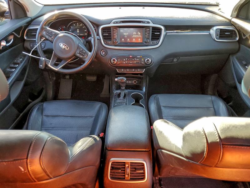 Фото 8 - KIA SORENTO