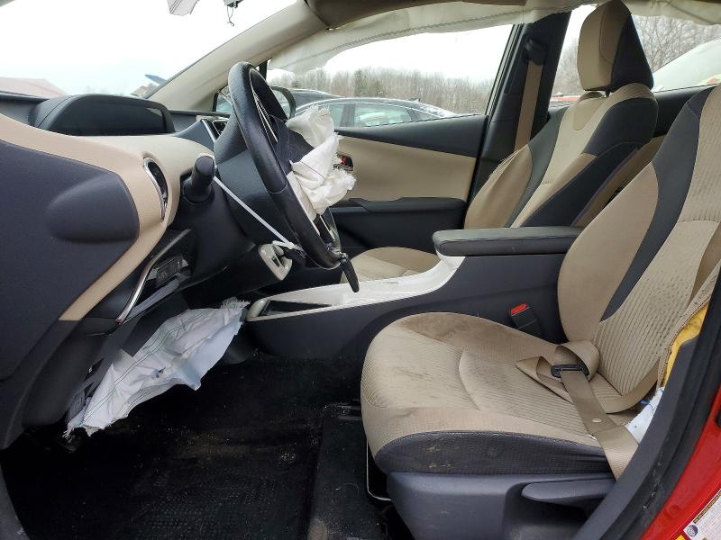 Фото 7 - TOYOTA PRIUS