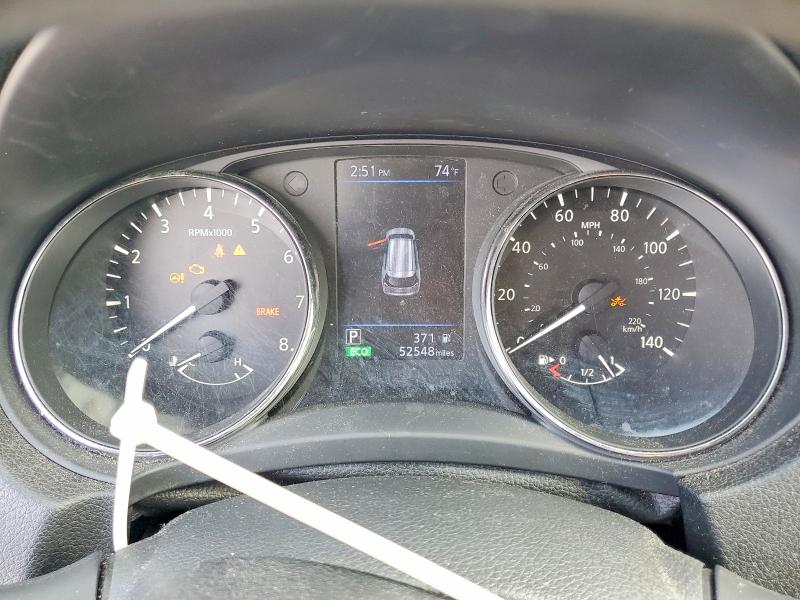 Фото 9 - NISSAN ROGUE