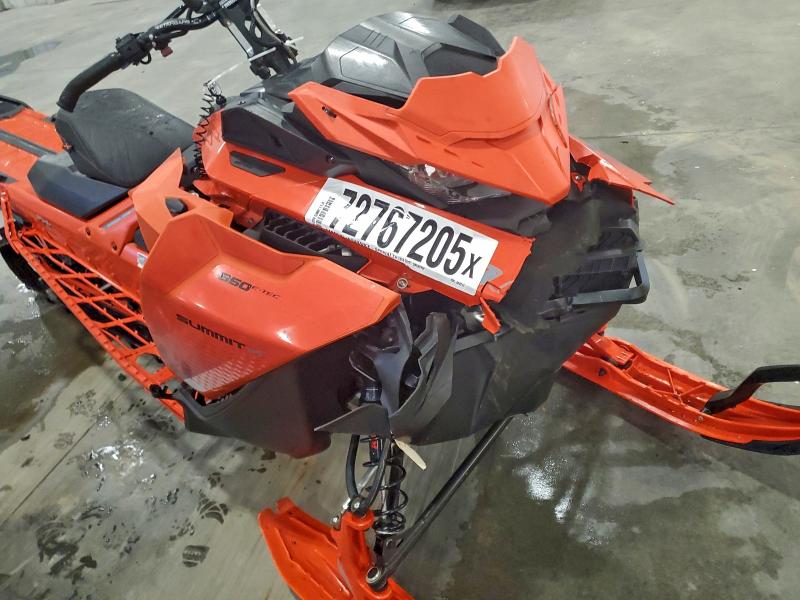 SKI-DOO SNOWMOBILE 2019