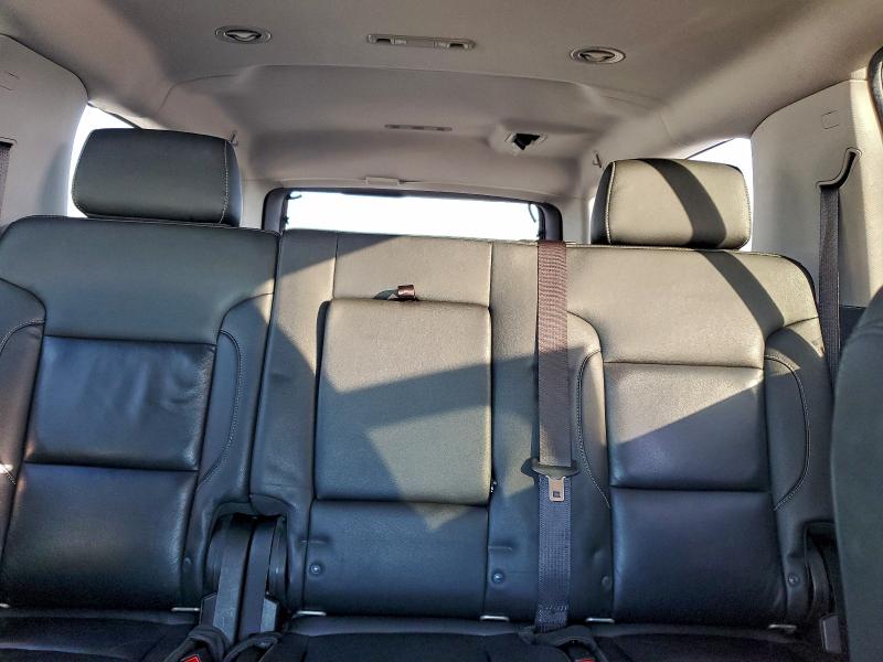 Фото 10 - CHEVROLET SUBURBAN