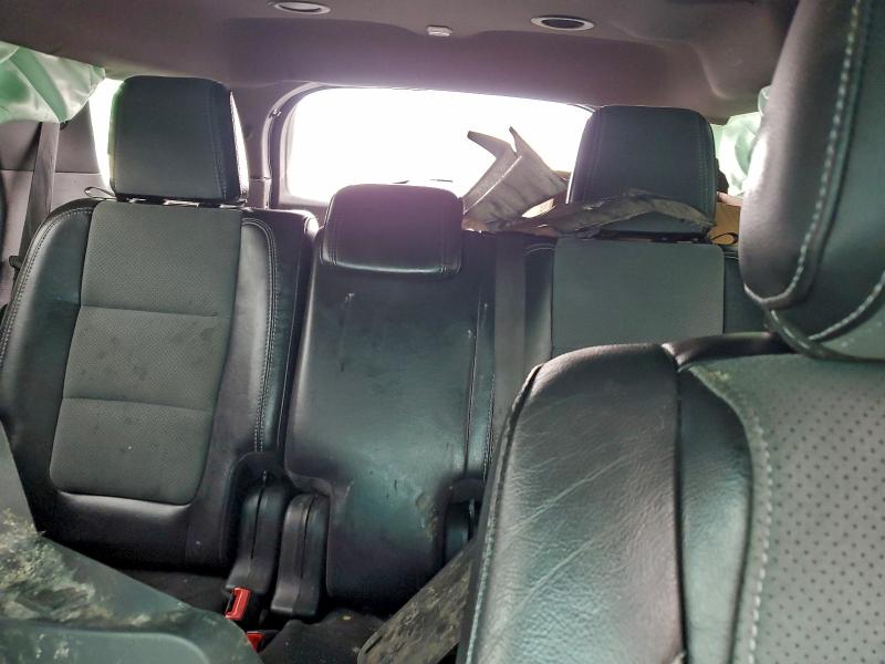 Фото 10 - FORD EXPLORER