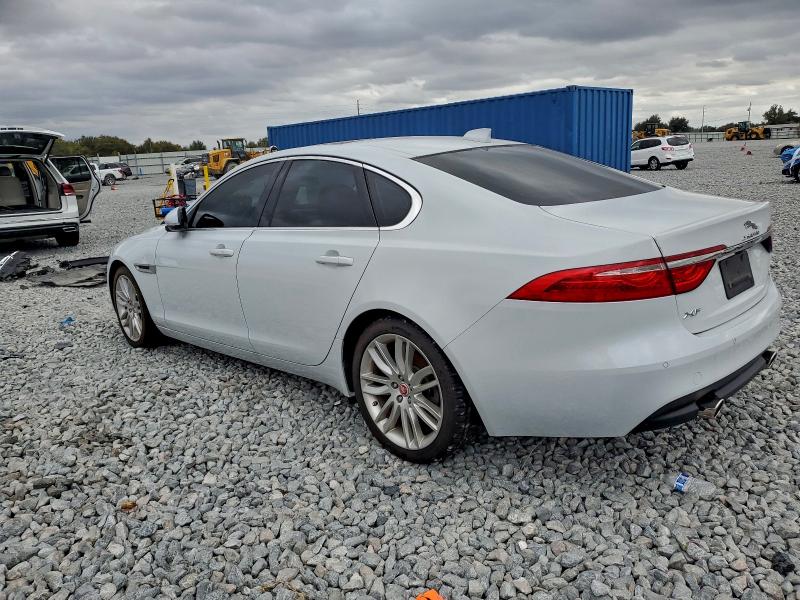 JAGUAR XF 2017 VIN SAJBK4BV9HCY45587