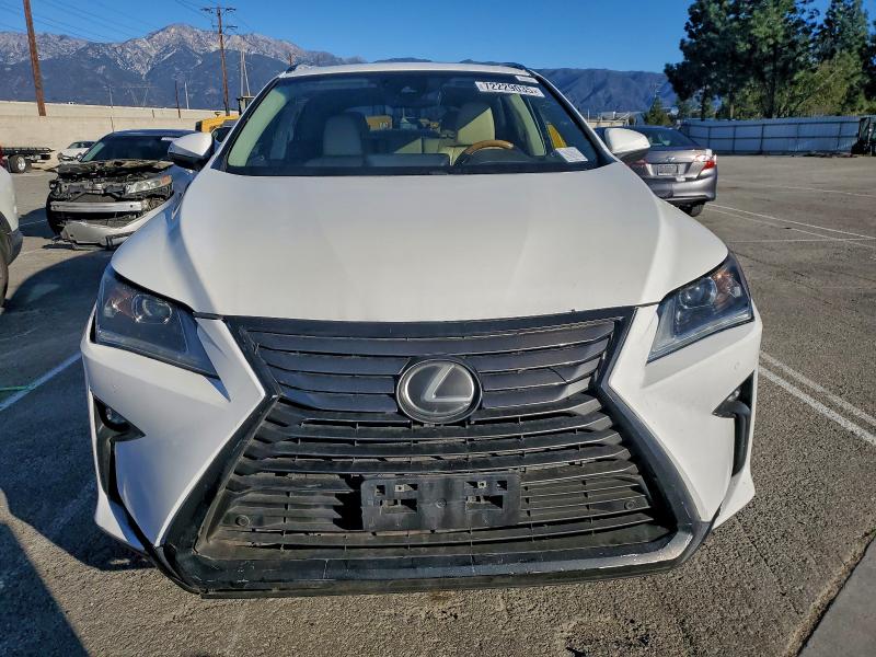 Фото 5 - LEXUS RX350