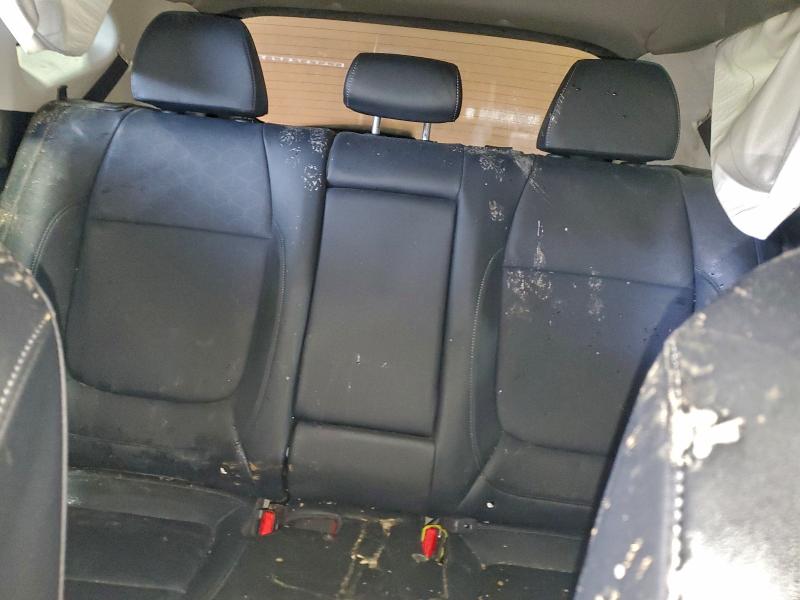 Фото 10 - KIA SELTOS