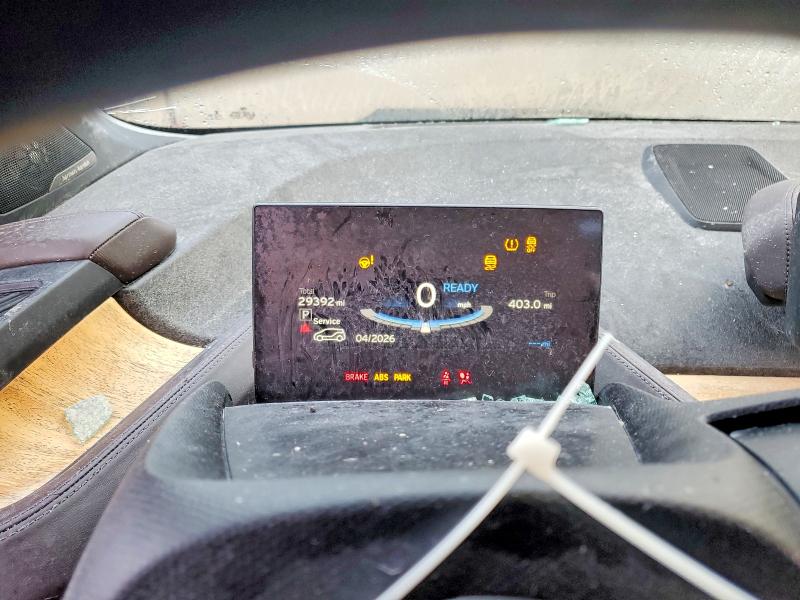 Фото 9 - BMW I SERIES