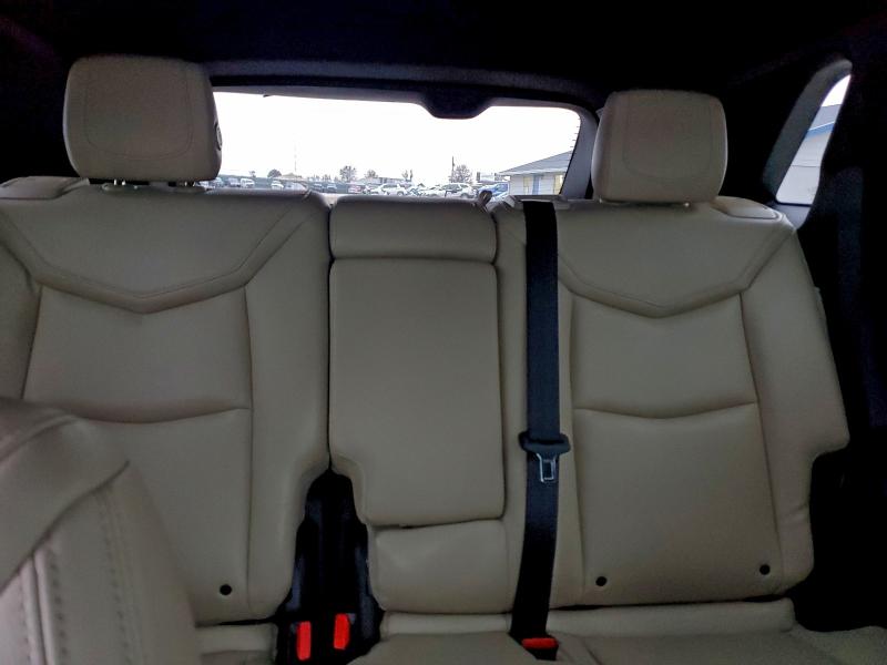 Фото 10 - CADILLAC XT5