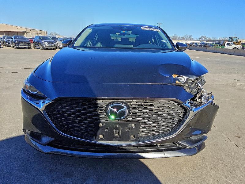 Фото 5 - MAZDA 3