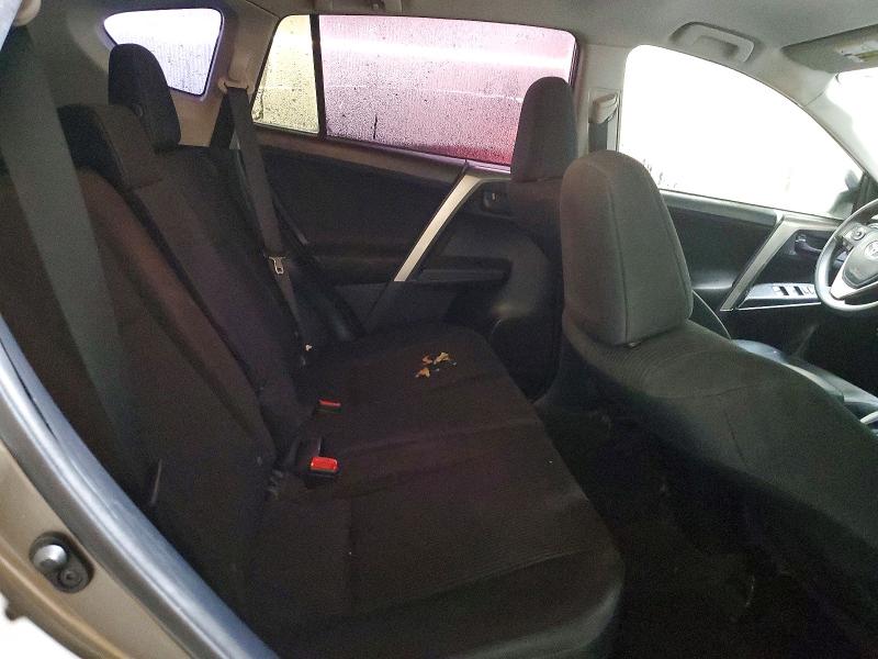 Фото 10 - TOYOTA RAV4