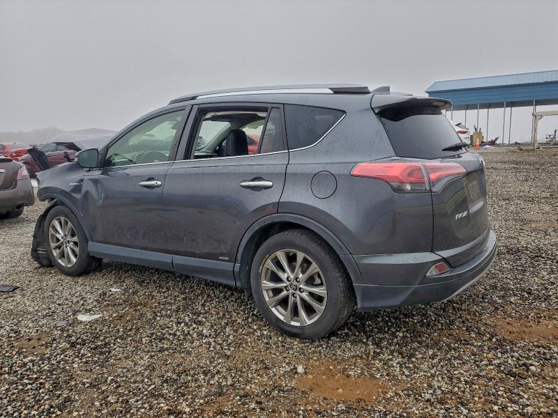 Фото 2 - TOYOTA RAV4