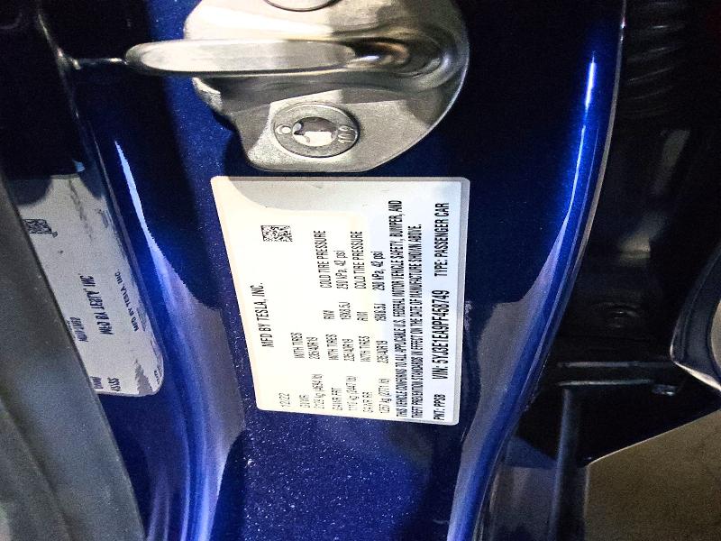 Фото 13 - TESLA MODEL 3