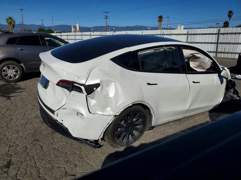 Фото 3 - TESLA MODEL Y