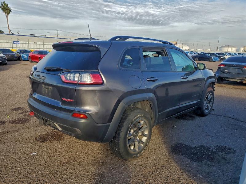 Фото 3 - JEEP CHEROKEE