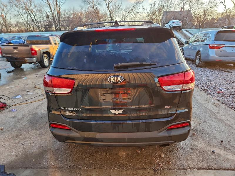 Фото 6 - KIA SORENTO