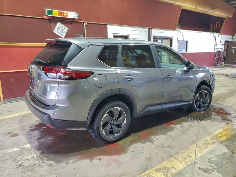 Фото 3 - NISSAN ROGUE