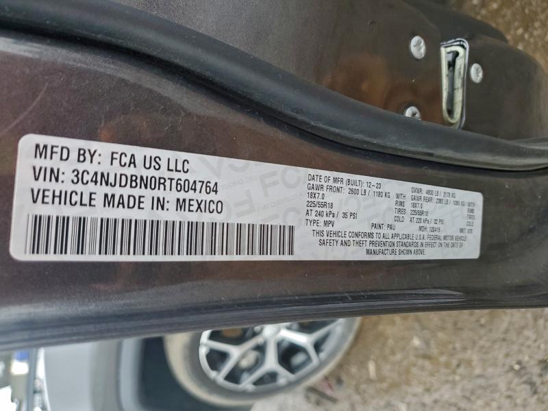 Фото 13 - JEEP COMPASS