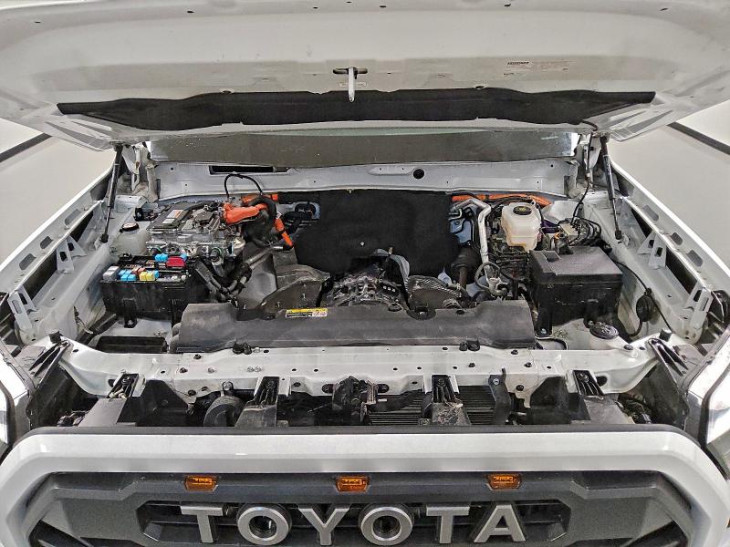 Фото 11 - TOYOTA TUNDRA