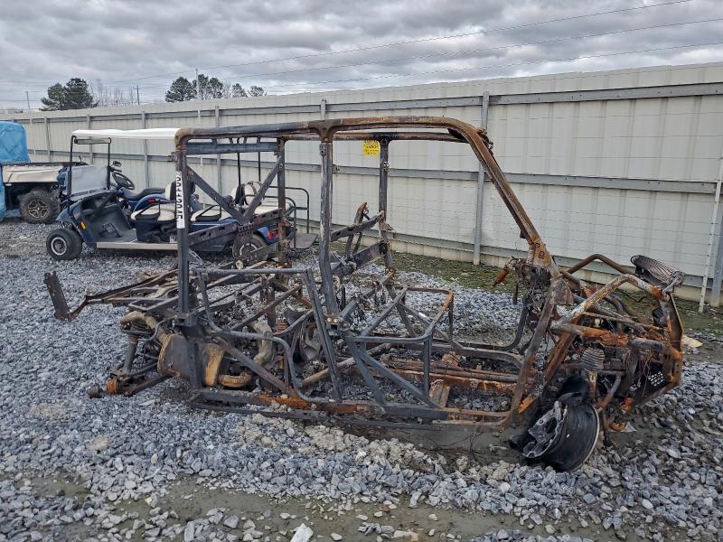 POLARIS SIDEBYSIDE 2015