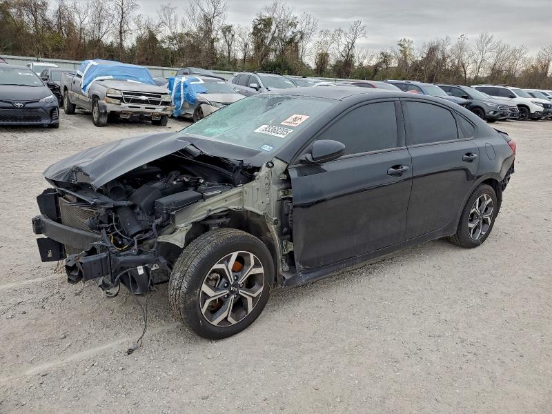 Фото 1 - KIA FORTE