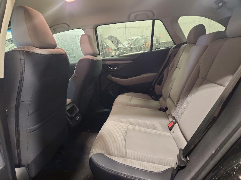 Фото 11 - SUBARU OUTBACK