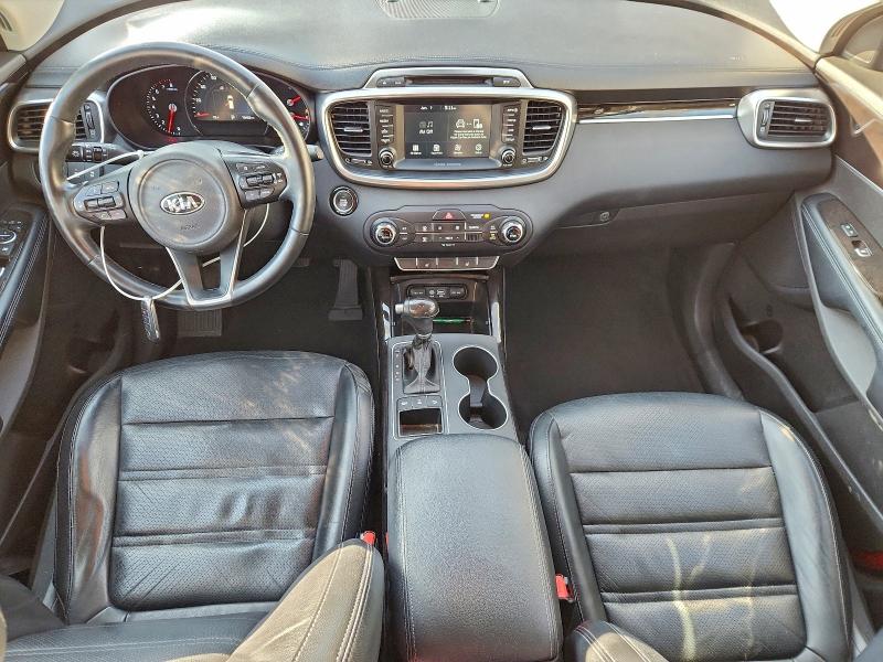 Фото 8 - KIA SORENTO