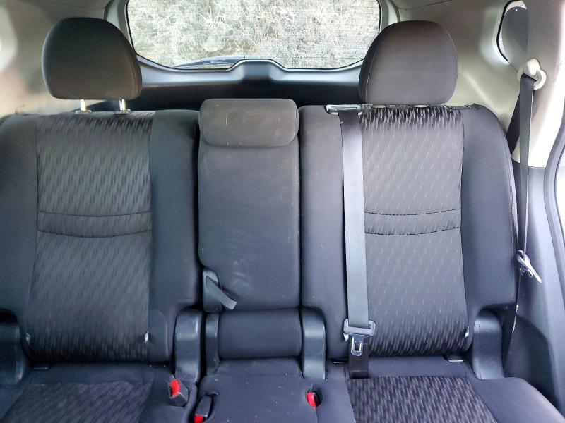 Фото 10 - NISSAN ROGUE