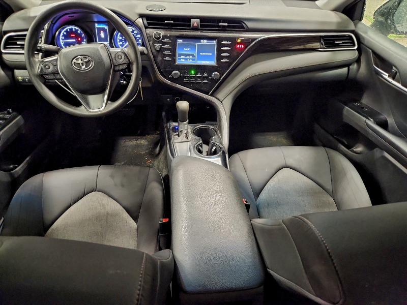 Фото 8 - TOYOTA CAMRY