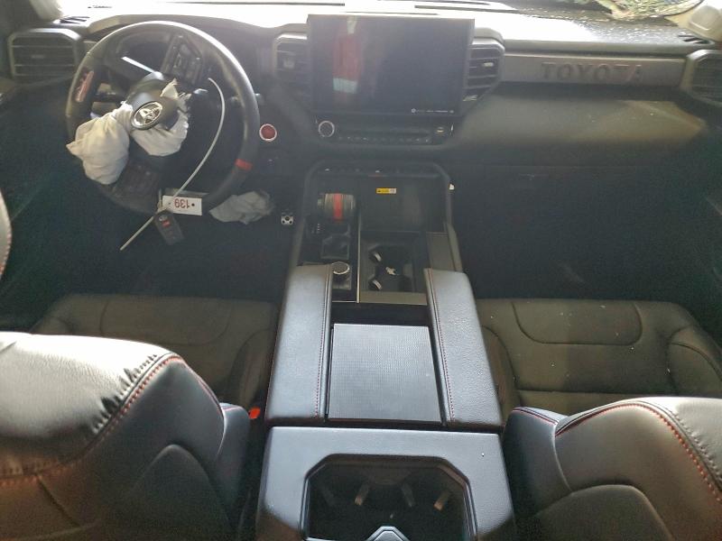 Фото 8 - TOYOTA SEQUOIA