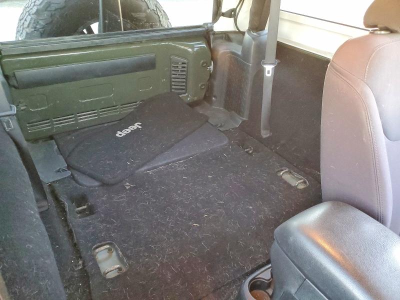 Фото 10 - JEEP WRANGLER