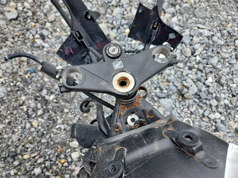 HONDA CBR CYCLE 2021 VIN MLHNC5151M5700250