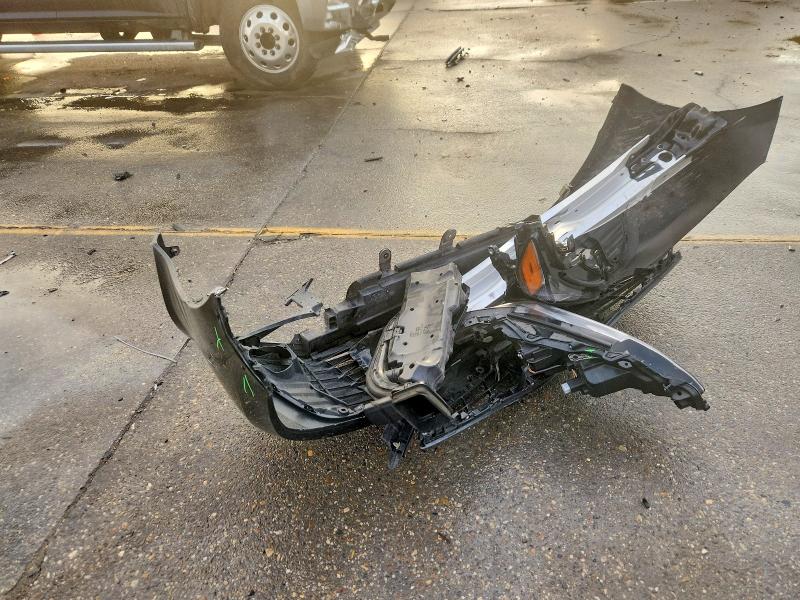 Фото 12 - TOYOTA CAMRY