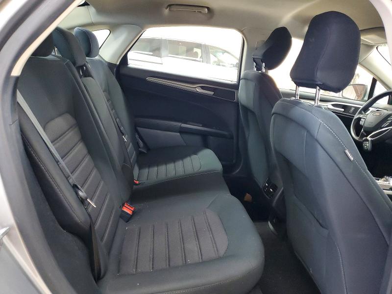 Фото 10 - FORD FUSION