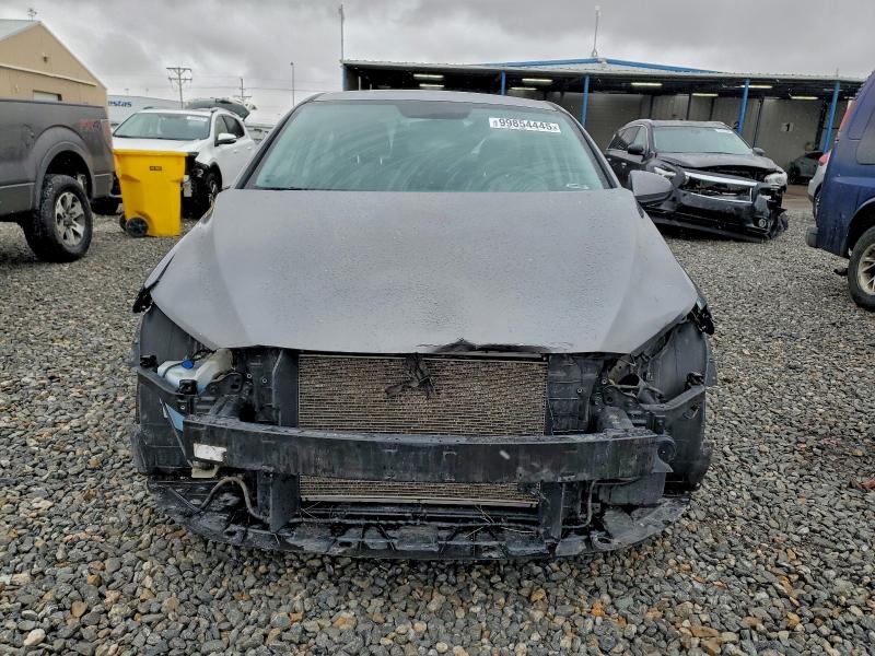 Фото 5 - HYUNDAI ELANTRA