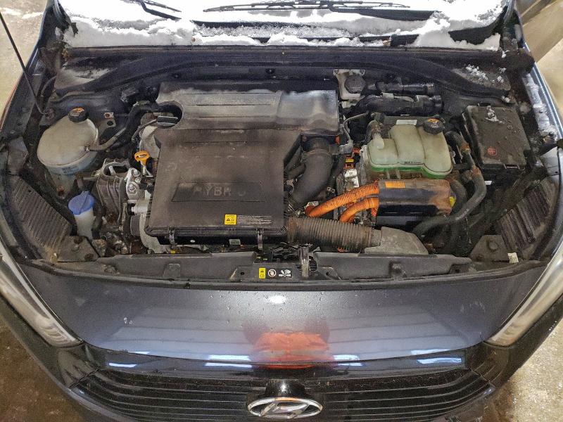 Фото 11 - HYUNDAI IONIQ